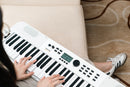 Teclado Electrónico Recargable NUX NEK-110 De 61 Teclas Con Sensibilidad